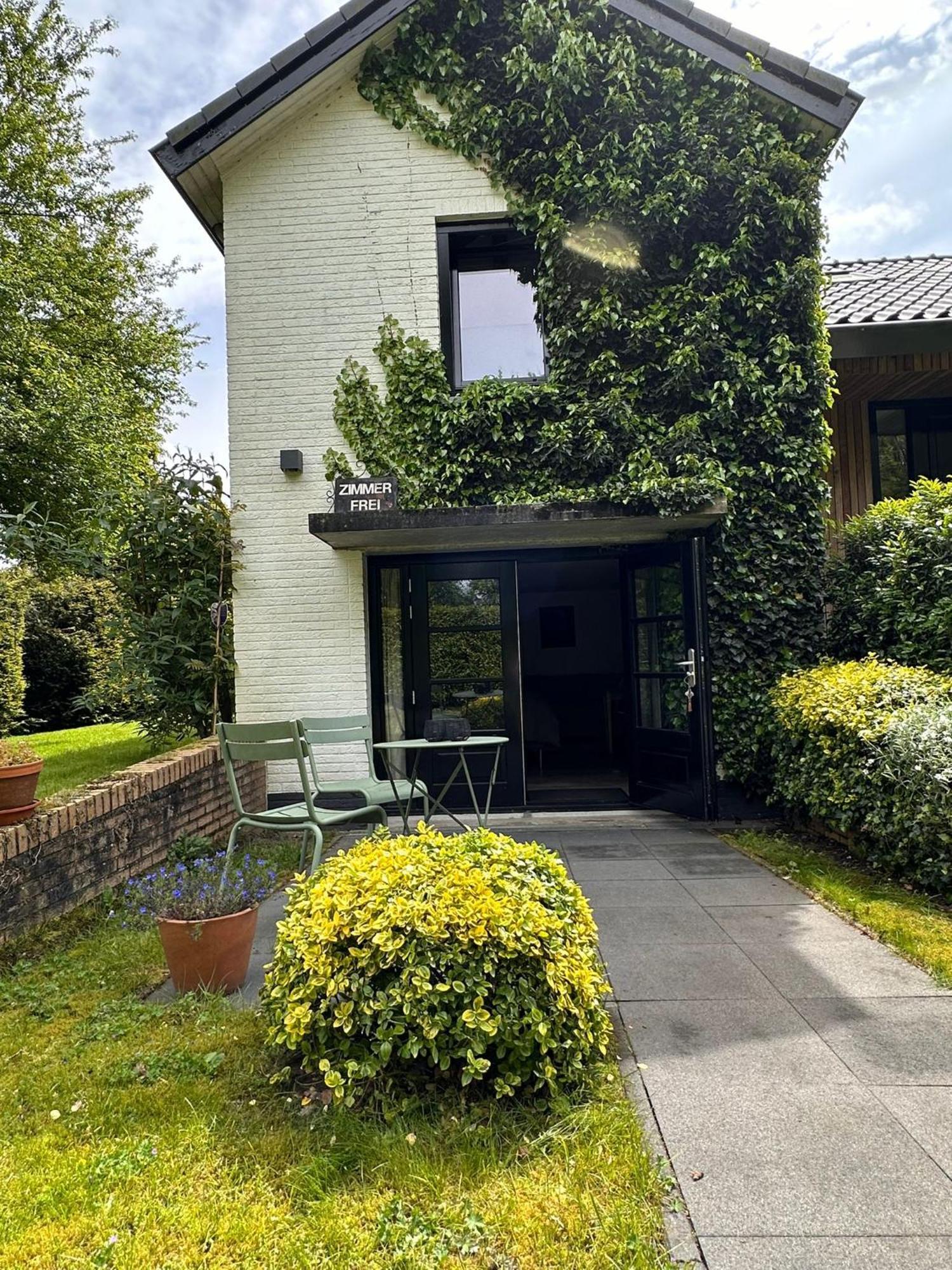 La Grange 28 Bed & Breakfast แบร์เคนออพโซม ภายนอก รูปภาพ